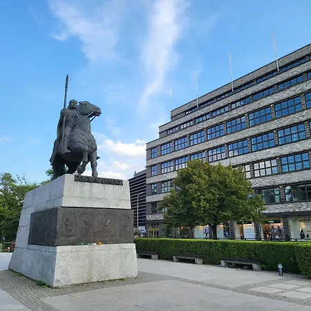 Royal View - Promenada Staromiejska, Parking W Garazu W Cenie! Apartmán *